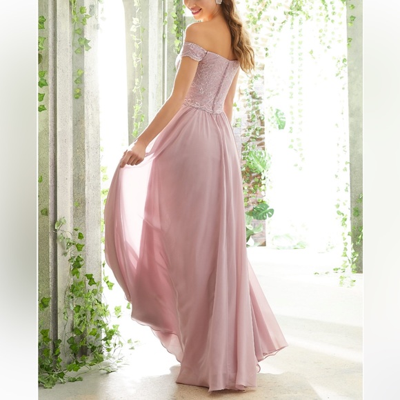 Beautiful Off-the-Shoulder Mauve Maxi Dress - Picture 2 of 6